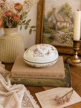 Vintage Avon Porcelain Egg Trinket Box 1974 | Butterfly Floral | 22k gold trim